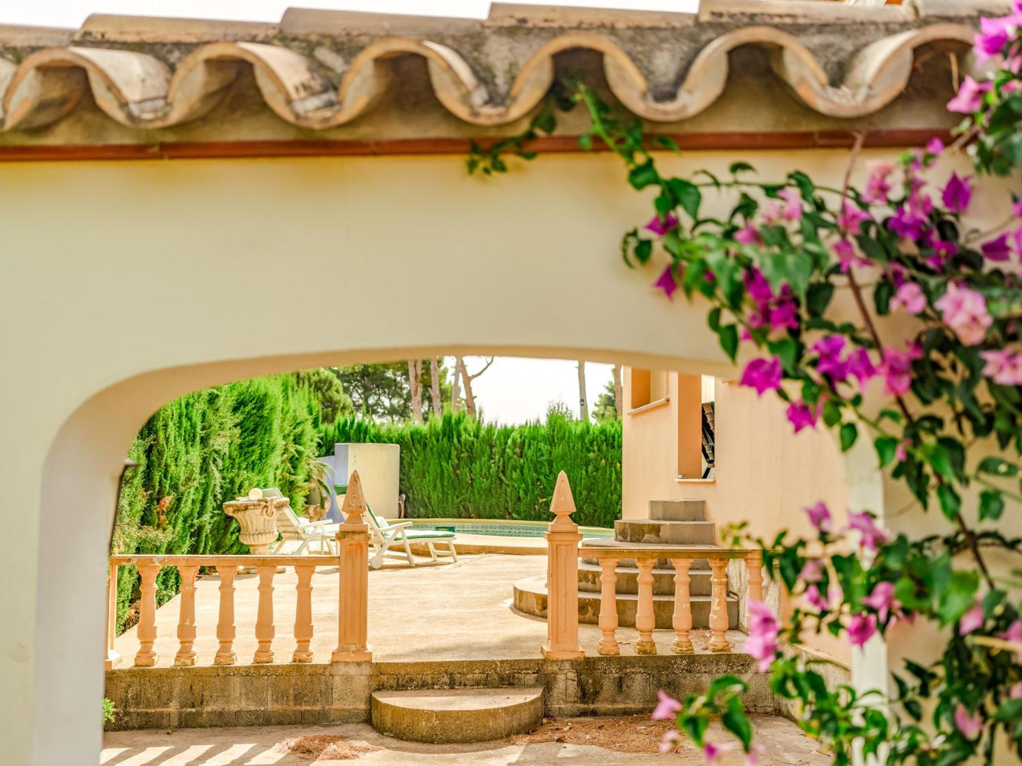 Villa De دينايا المظهر الخارجي الصورة